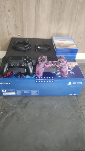 PS4 usado em perfeitas condições, nunca foi pra assistência.