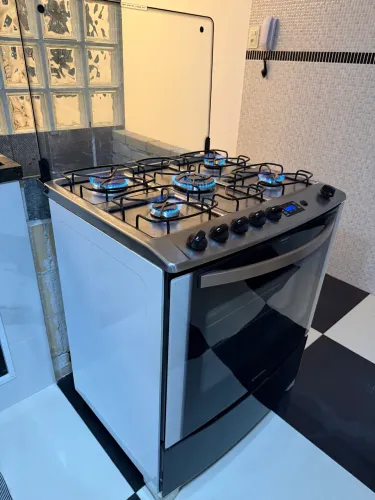 Fogão Electrolux 5 bocas semi novo