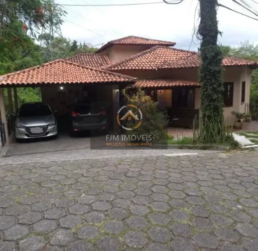 Casa de Condomínio em Niterói: 5 Dormitórios por R$1.199.000
