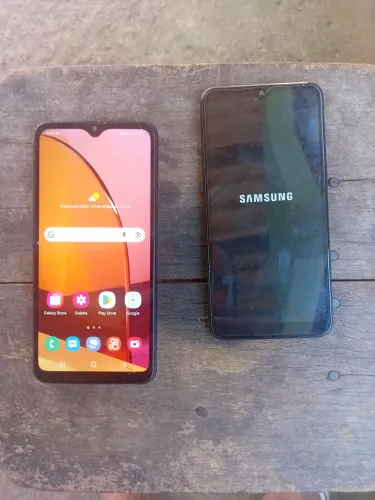 2 Samsung A20s e A10s funcionando normal.. 150 reais cada um
