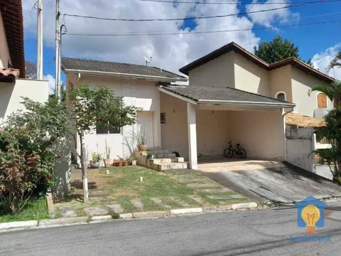 Casa térrea com 3 dormitórios à venda, 185 m² por R$ 890.000 - Parque Paulistano - Cotia/S