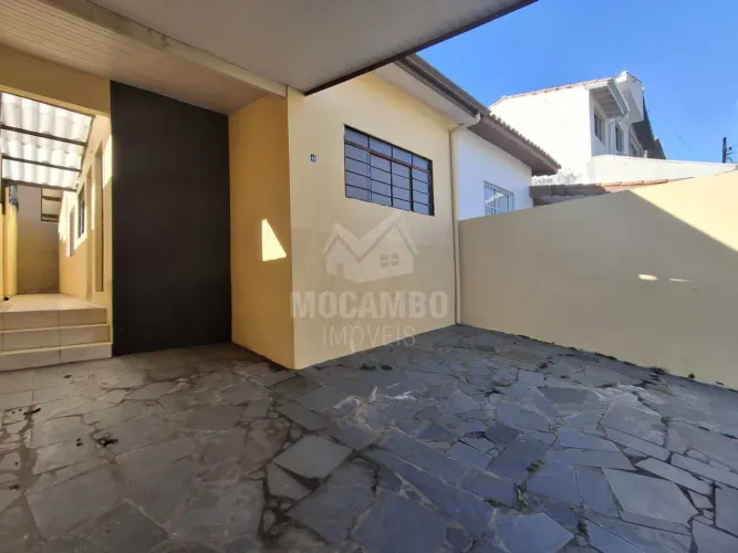 Casa de rua : / Residencial / Loteamento Rei de Ouro