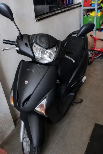 Honda lead 2011 baixo km só 14 mil km automática
