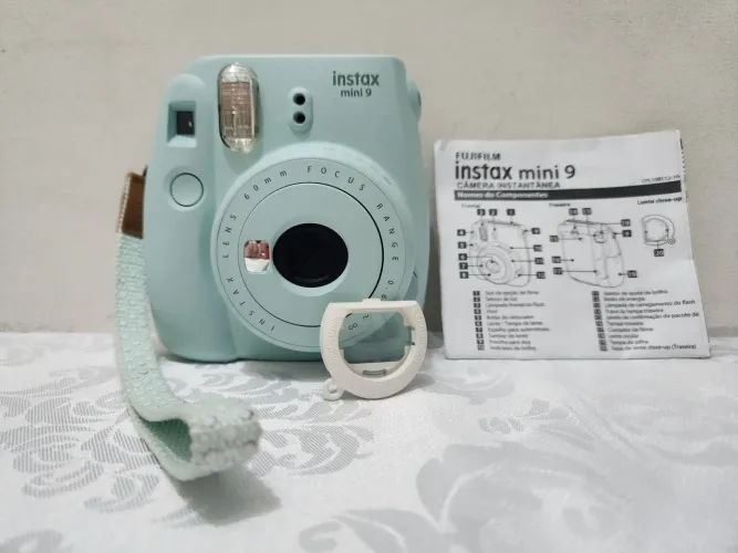 Câmara instax mini 9