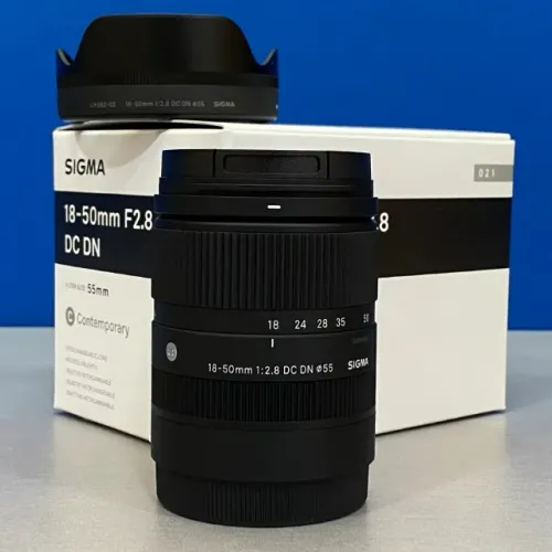 Lente Sigma 18-50mm f/2.8 DC DN para Sony