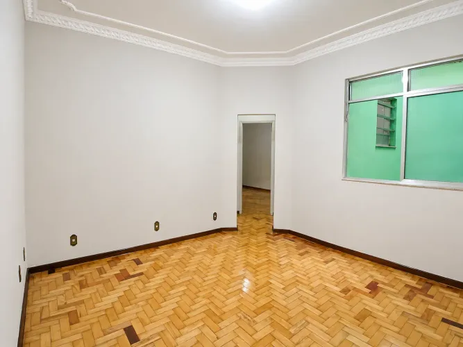 Locação - Apartamento na Avenida Rio Branco com 2 quartos