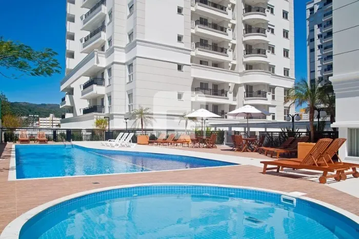 Apartamento de 2 quartos semi mobiliado- Trindade
