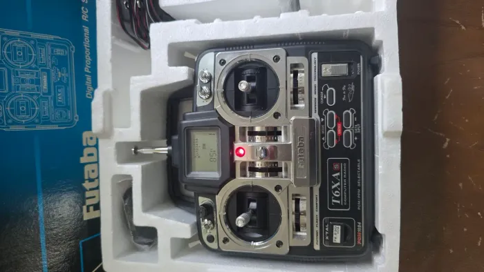 Rádio Controle Futaba 6X Super T6XAS 6 Canais Completo na Caixa