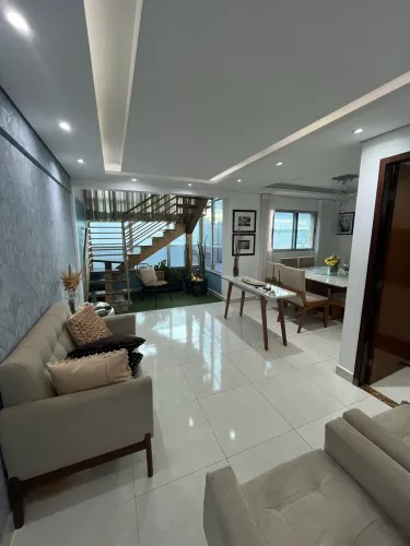 Cobertura duplex com piscina