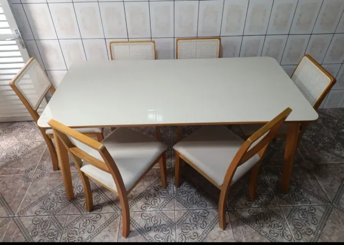 Mesa de jantar jade 180x90 madeira maciça