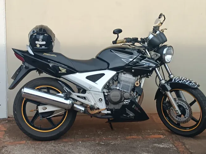 Moto perfeita para pessoas exigentes com veículo