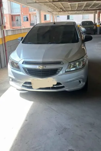 Chevrolet Onix Hatch LT 1.0 8V Flex Power Mec. 4P 2015