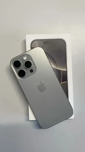 iPhone 16 Pro