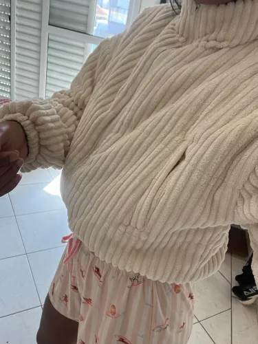 Jaqueta Puffer bege claro feminino 