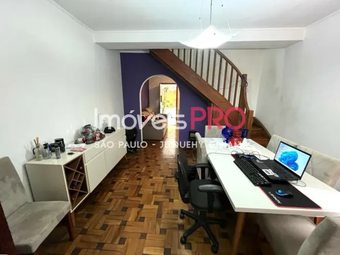linda casa de Vila no Jardim Paulista