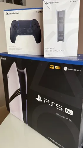 VENDO PS5 pro + 2 controles e carregador original.