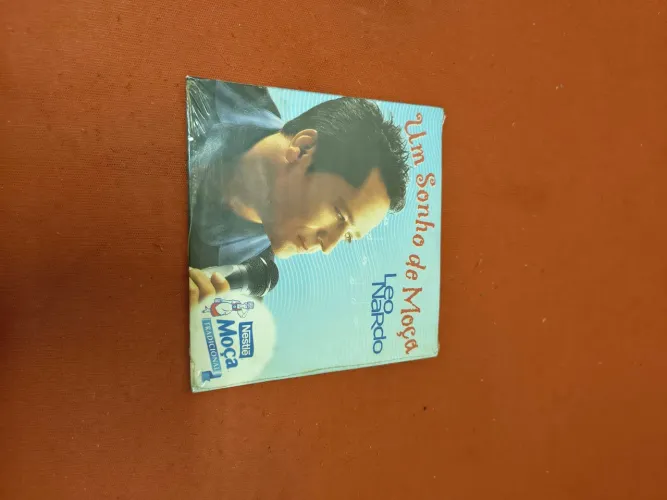 CD Leonardo Um sonho de moça Lacrado