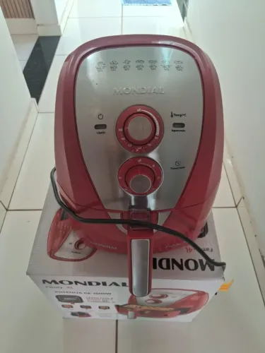 Fritadeira Air Fryer Mondial Family 4L (127V)
