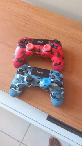 Vendo ou troco ps4 todo revisado e na garantia com troca de pasta térmica recente