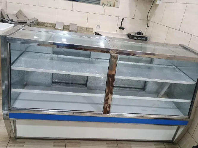 Freezer Balcão de 1,80m- Refrigel, Ótimo estado Semi Novo