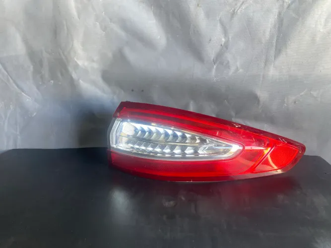 Lanterna ford fusion lado direito original 