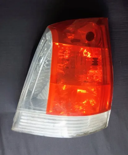 Lanterna direita Palio G3 2007 a 2014
