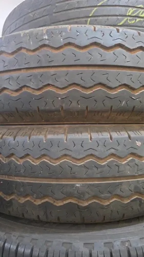 Vendo pneus meia vida 185 R14C de carga marca APTANY 