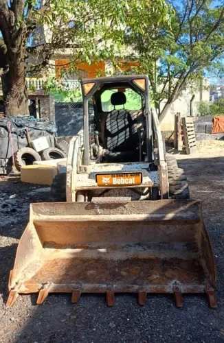 Mini Carregadeira Bobcat S150 motor Kubota