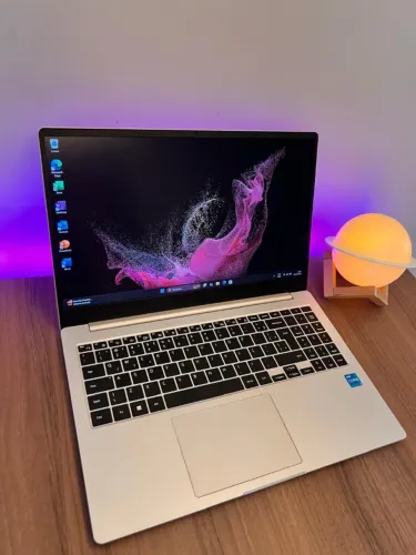 Notebook Samsung Galaxy Book 12° 8GB 256GB Nvme