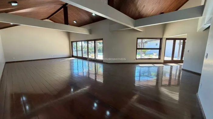 Casa para aluguel, 5 quartos, 3 suítes, 3 vagas, Vila Militar - Uberaba/MG