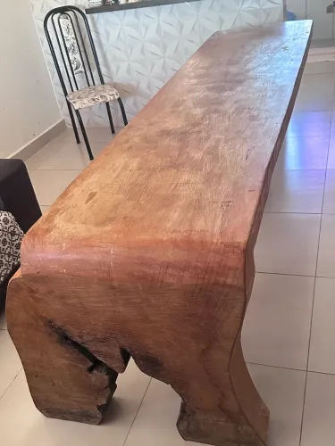 Mesa de madeira rústica