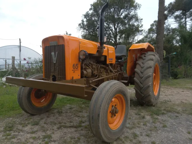 Trator Valmet 65 id