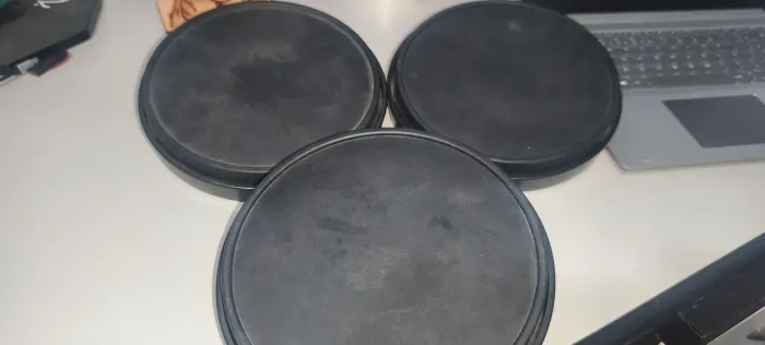 Vendo kit com 3 pads para bateria eletrônica Aroma. Ton1, 2 e 3