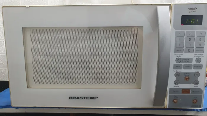 Excelente Brastemp 220v com Grill