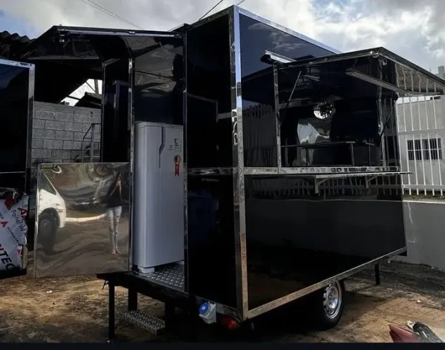 Trailer Food Truck completo para churrasco 