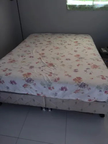 Cama queen box