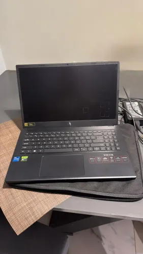 Notebook Acer Nitro V15 16gb DDR5, I7 13620h RTX 4060 8GB e 250GB SSD NVME