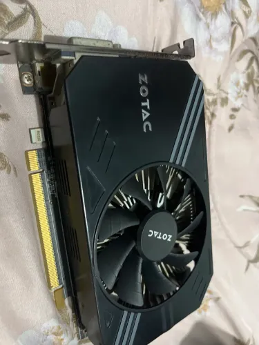 Placa de vídeo Zotac GTX 1060 3gb