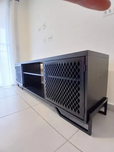rack industrial preto