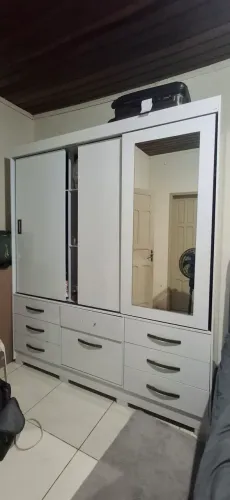 Guarda - roupa