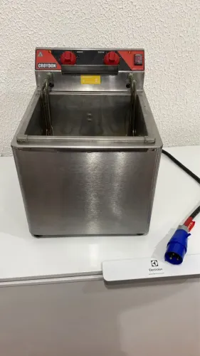 Fritadeira Elétrica De Mesa Zona Fria 8000w Fzm8 - Croydon