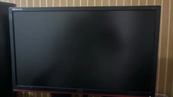 ? Monitor Acer 24 polegadas em ótimo estado de conservação.