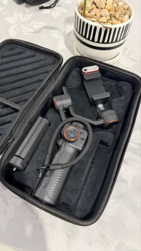Gimbal E estabilizador para celular 