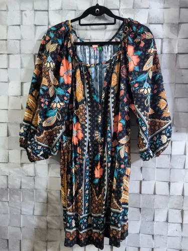Vestido FARM Rio - Manga longa