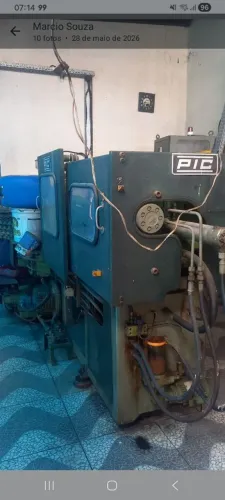 Maquina injetora