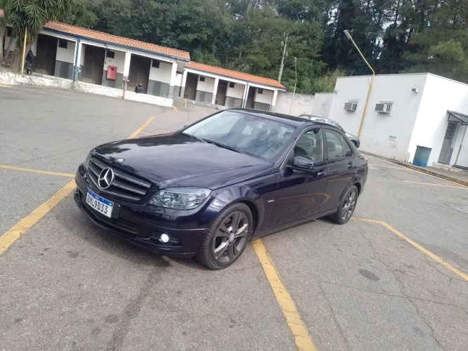 Mercedes-Benz C-180 CGI Classic 1.8 16V 156cv Aut. 2011