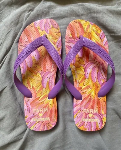 Chinelo havaianas farm 