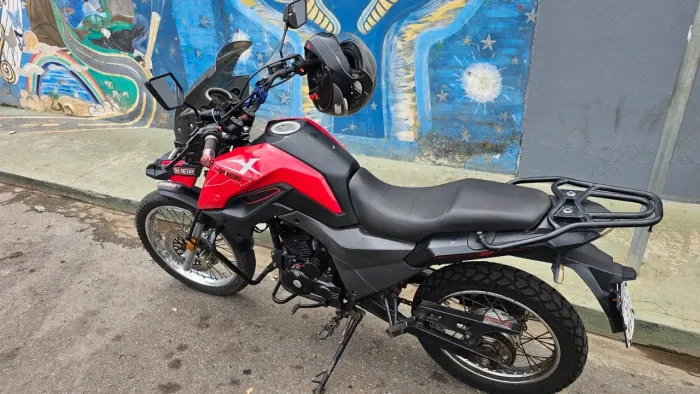 Shineray 2024 Esportiva - conservada e pronta para rodar