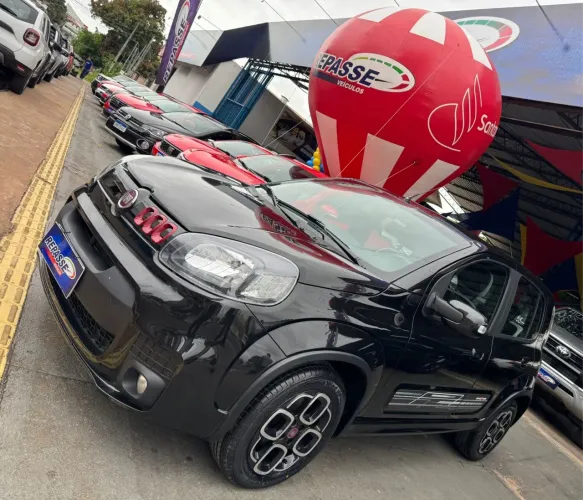 Fiat Uno Sporting Dualogic 1.4 EVO Flex 8V 4P 2015