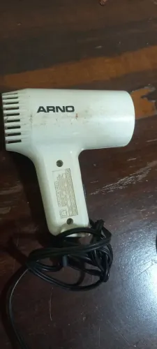 Secador de cabelo pequeno